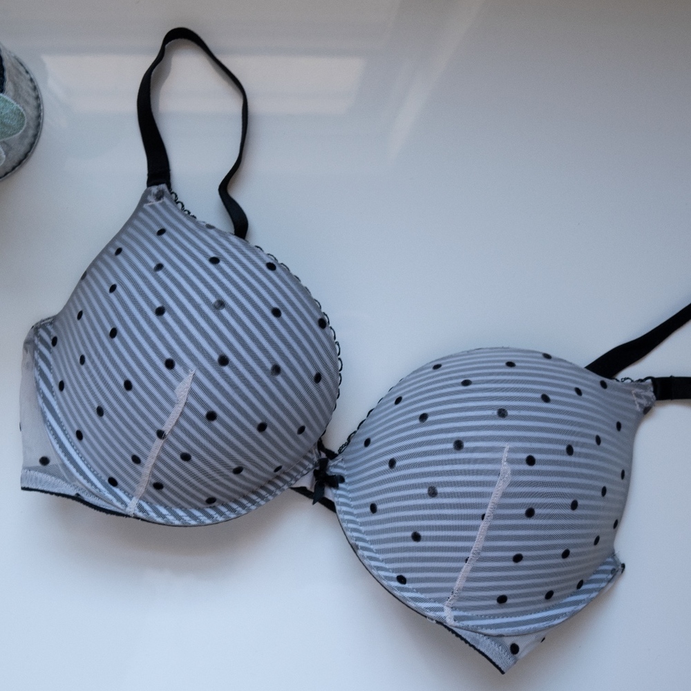 Victoria's Secret Black & White Dotted Push Up Bra